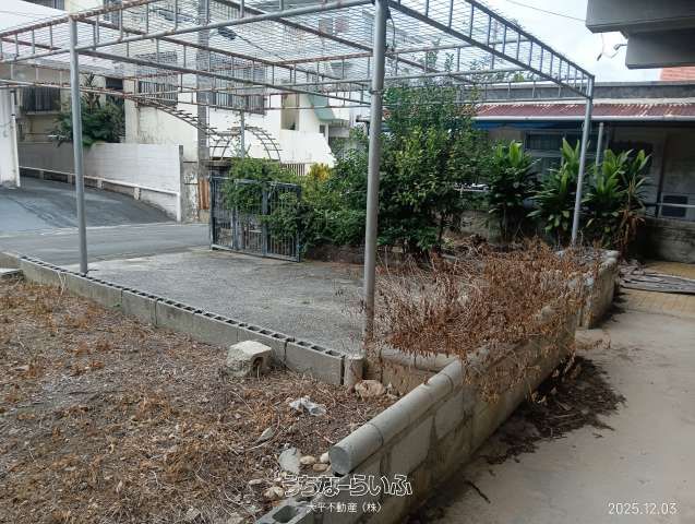 Land for Sale in Nakaima, Naha City, Okinawa - 205.58 sqm - Thumbnail 3