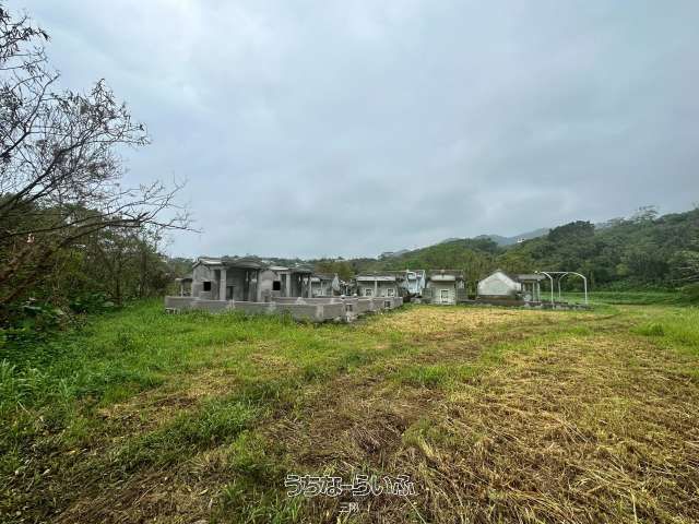 800 sqm Land for Sale in Motobu Town, Okinawa with Graves - Thumbnail 2