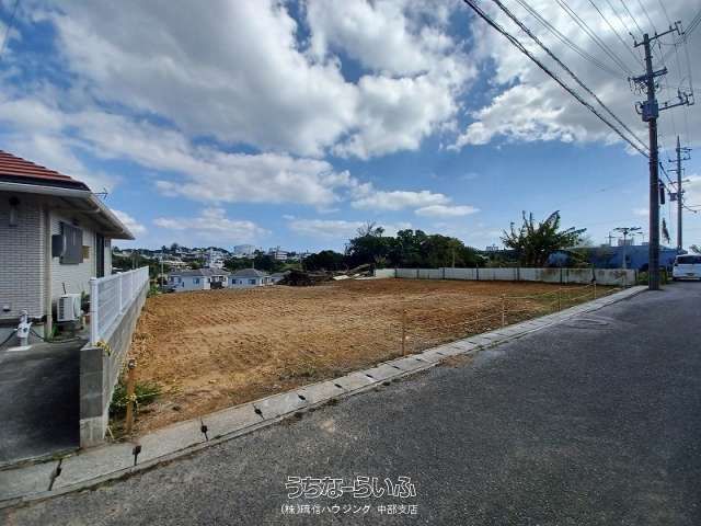 425m² Land for Sale in Uruma City, Okinawa - Quiet Residential Area - Thumbnail 3