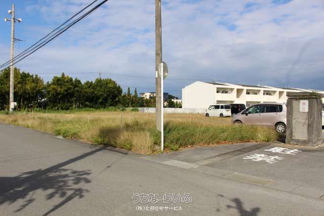 500 sqm Residential Land for Sale in Nakijin Village, Okinawa - Thumbnail 3