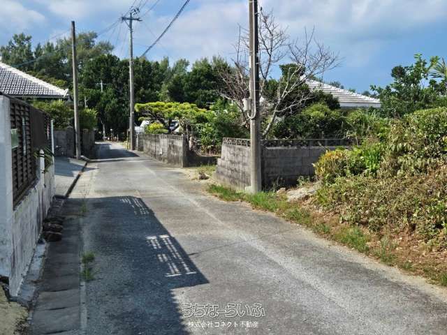 Land for Sale in Makiya, Nago - 1364.27 sqm Plot Near Kouri Island - Image 1