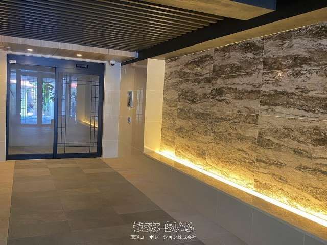 Tierre Shuri Kinjo-cho 305: Top-Floor 3SLDK Apartment with Ocean View, Naha - Thumbnail 4