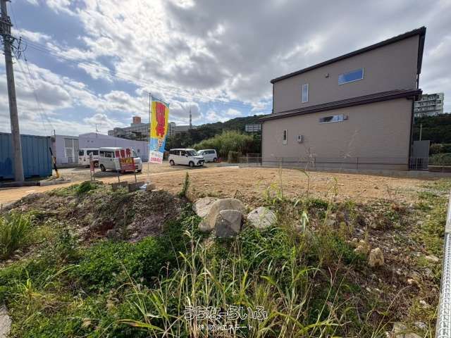 124.02 sqm Residential Land for Sale in Tomigusuku, Okinawa - Thumbnail 4