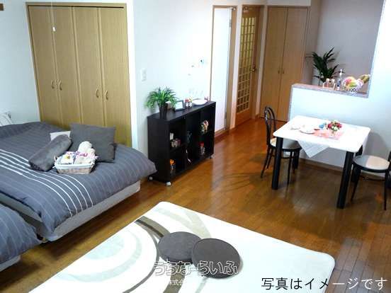 Monthly Apartment Dormir Miyagi near Asato Station, Naha - Thumbnail 3