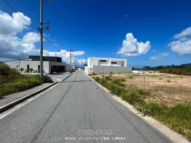 305.65 sqm Residential Land for Sale in Yabu, Nago City, Okinawa - Thumbnail 2