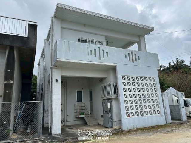 4LDK RC Family Home for Sale in Miyakojima's Nishizato Area - Thumbnail 2