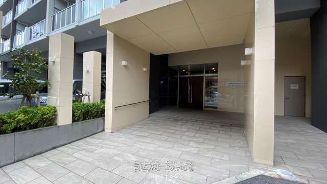 Presence Loge Matsuo Reve Tower 2LDK Apartment in Naha - Thumbnail 3