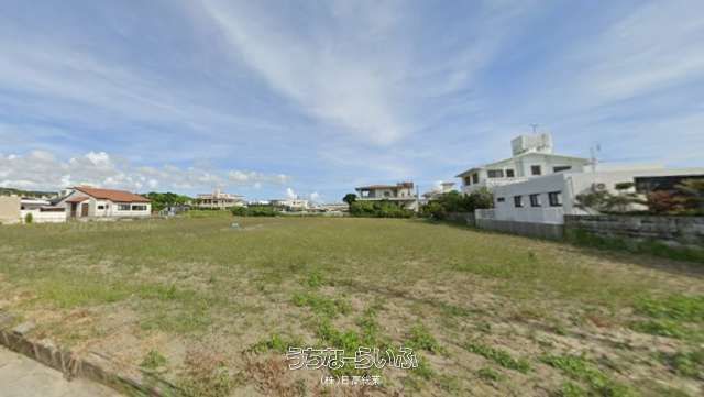 Large 4271.1 sqm Rental Land Plot in Tomigusuku, Okinawa - Thumbnail 2