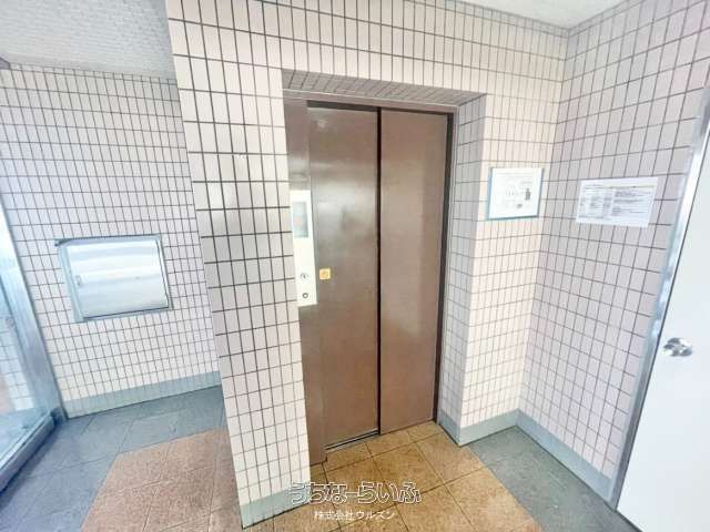 Renovated Ocean View Apartment for Sale in Chatan, Okinawa - Image 1