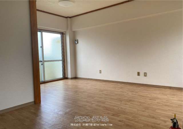 1K Apartment for Rent in Nishihara Town, Okinawa - 33,000 Yen - Thumbnail 2