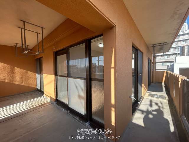 Renovated 3LDK Apartment for Sale in Ginowan, Okinawa - Thumbnail 3