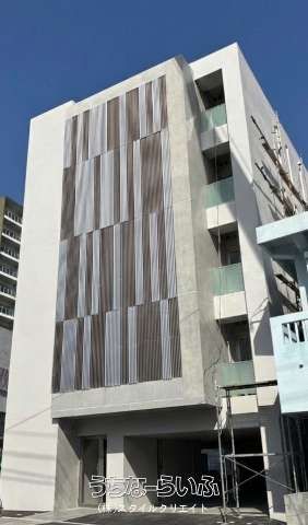Rent Misatode Luxe 5: New 3SLDK Apartment with Solar in Okinawa - Thumbnail 3