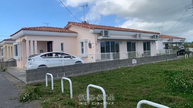 Pet-Friendly 3LDK House for Rent in Okinawa City Near IC - Thumbnail 2
