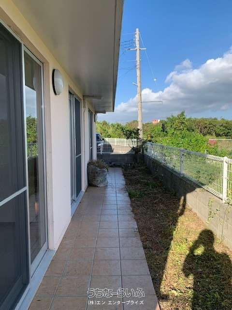 Pet-Friendly 3LDK House for Rent in Okinawa City Near IC - Thumbnail 3