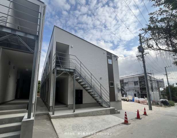 Royal Blue Miyako II Whole Building Rental in Miyakojima - Thumbnail 2