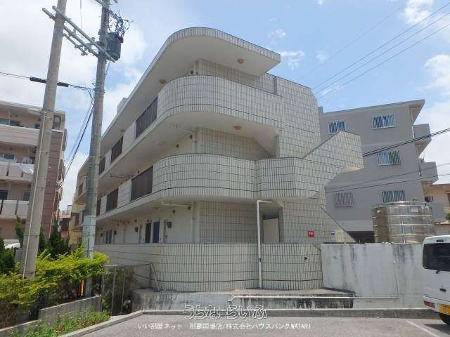 Eiwamansion 101: 1R Studio for Rent in Tomigusuku, Okinawa - Thumbnail 3