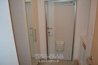 1LDK Apartment for Rent in Nanjo City, Okinawa - Pure Forest 203 - Thumbnail 2