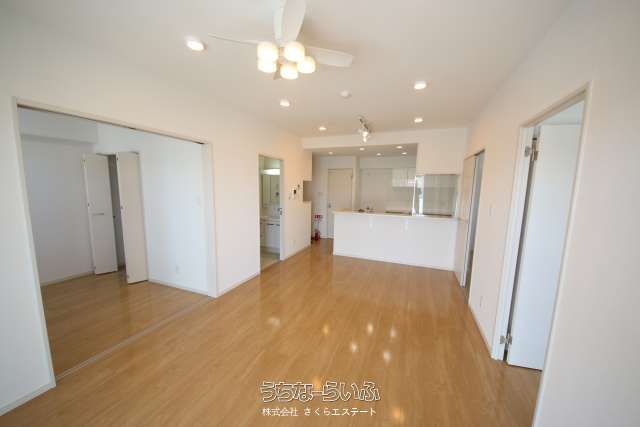 Okinawa City 3LDK Apartment for Sale - 5.8% Yield Investment - Thumbnail 2