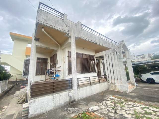 5DK Single-Story House with Large Garden for Sale in Urasoe, Okinawa - Thumbnail 2