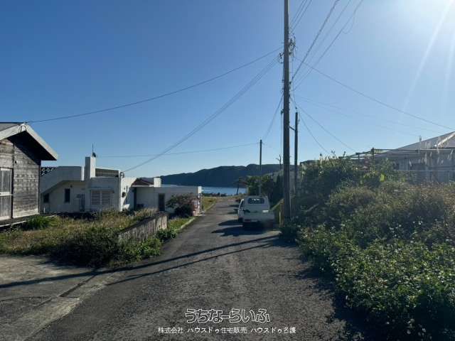 Ocean View Land for Sale in Higashi Village, Okinawa - 398.14m² - Thumbnail 2