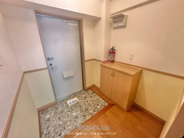 1K Furnished Apartment for Rent in Nishihara, Okinawa | 38.01m² - Thumbnail 4