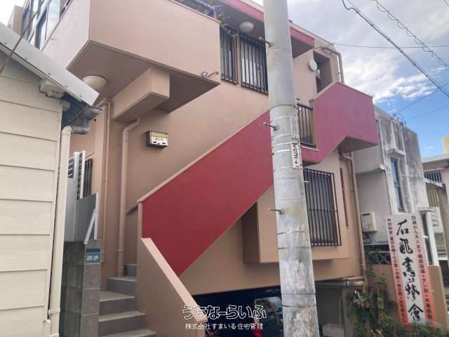 3DK Apartment for Rent in Naha's Tsuboya, Near Monorail - Thumbnail 2