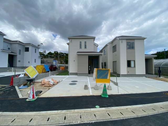 New 3LDK House in Itoman City, Okinawa - Under Construction - Thumbnail 2