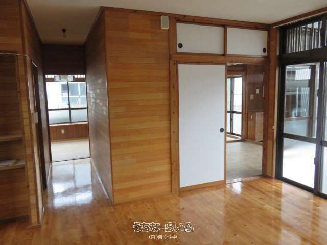 3LDK House for Rent in Yomitan, Okinawa - Quiet Family Home - Thumbnail 2