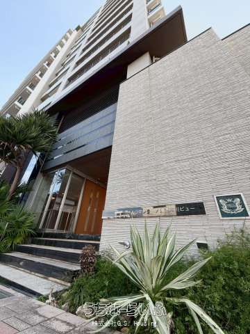 Milco Mansion Urasoe Minatogawa View 3LDK Apartment for Sale - Thumbnail 3