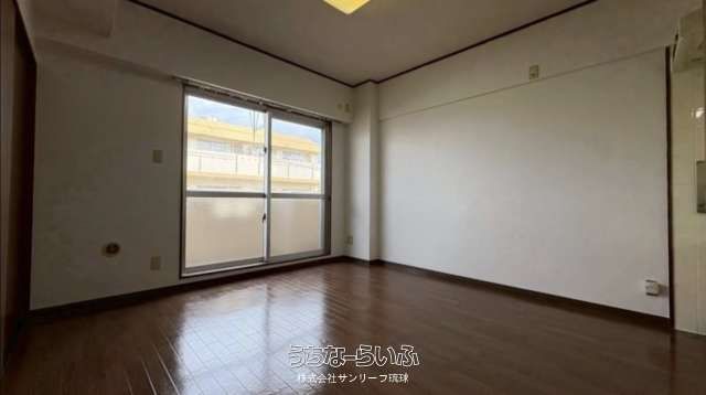 Placide Awasé 303: 2DK Apartment for Rent in Okinawa City - Thumbnail 4