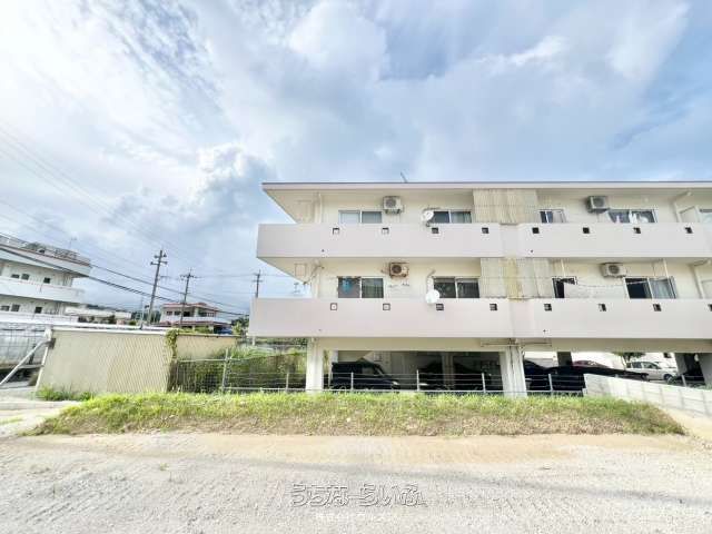 Land for Sale in Okinawa City - Build Your Dream Home - Thumbnail 2