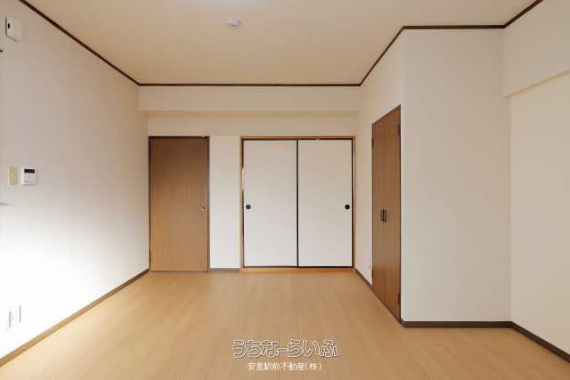 Castle Awase 303 Apartment for Rent in Okinawa City - Thumbnail 4