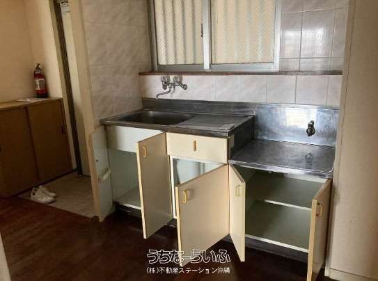 Sunset Palace Shintoshin 1K Apartment for Rent in Naha, Okinawa - Thumbnail 2