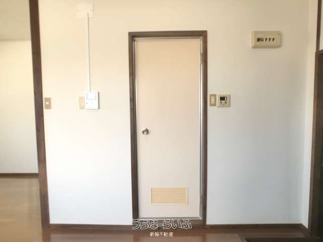 1R Apartment for Rent in Nishihara, Okinawa - Near Kiritan University - Thumbnail 3