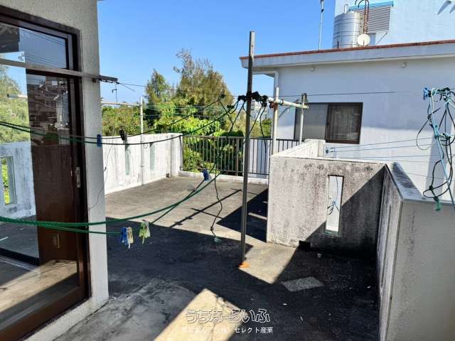 3LDK Detached House for Sale in Ginowan City, Okinawa - Thumbnail 3