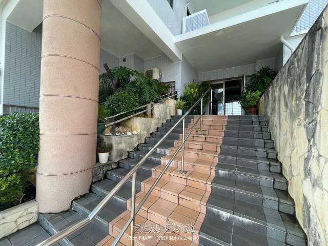 Renovated 3LDK Apartment for Sale in Naha, Okinawa - Thumbnail 2