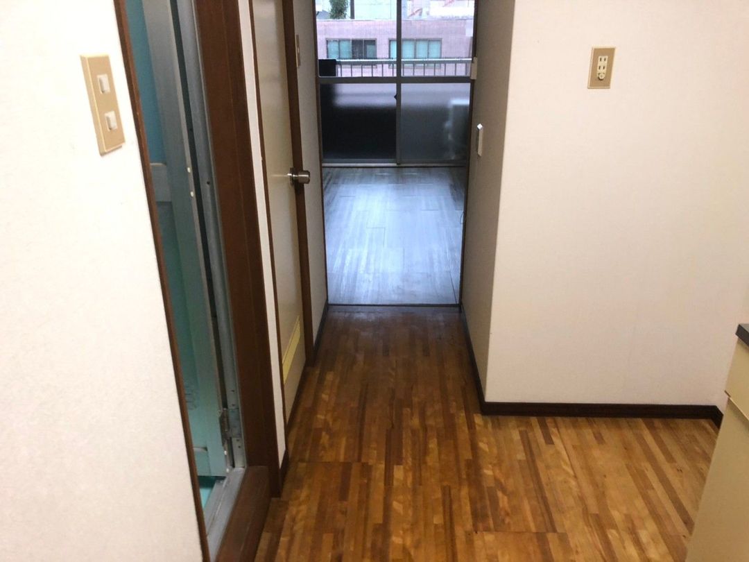 1K Apartment for Rent in Kurume, Fukuoka - 21,000 Yen - Thumbnail 3