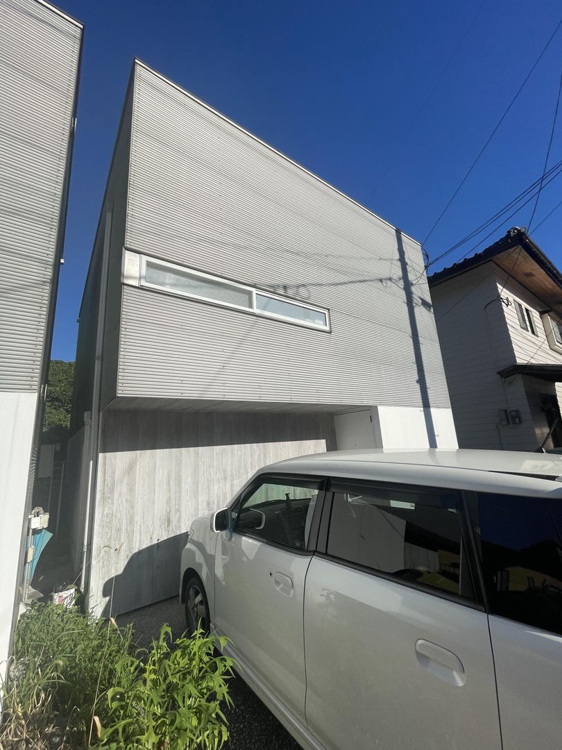 Khouse 3LDK Apartment Building for Sale in Iizuka, Fukuoka - Thumbnail 2