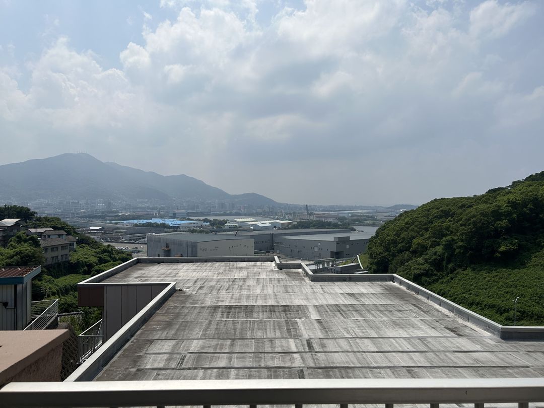 4LDK Corner Apartment in Kitakyushu with Balcony & Pet Negotiation - Thumbnail 4