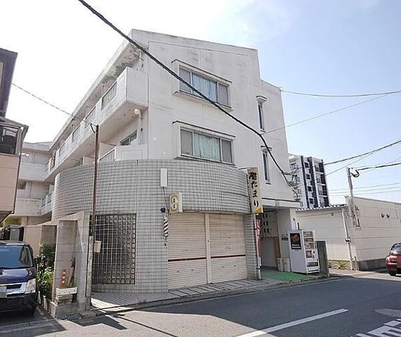 Joyful Aioi 305 Loft Apartment for Rent in Kitakyushu - Image 1