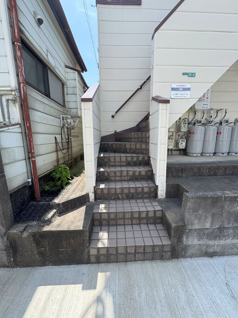1R Apartment for Rent near Kashii Jingu Station, Fukuoka - Thumbnail 2