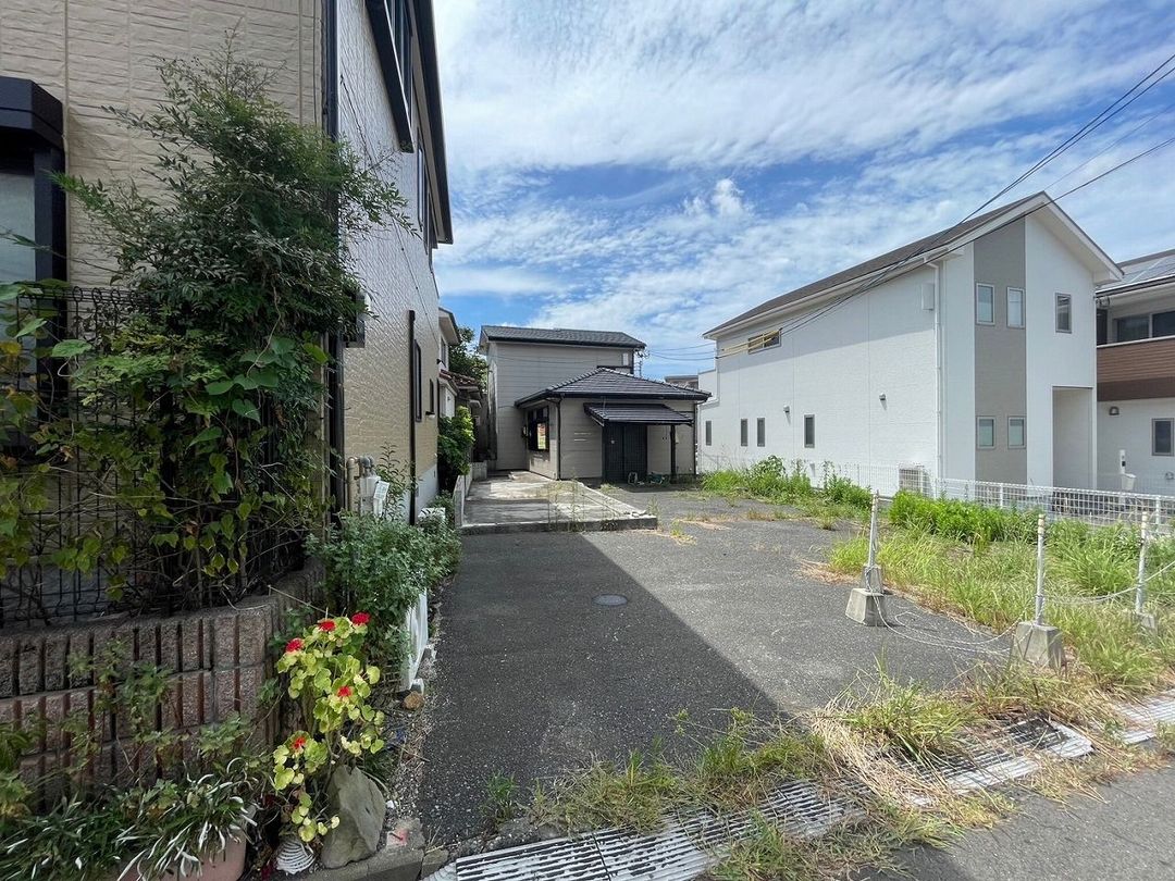 Commercial Building for Sale in Moji Ward, Kitakyushu - 2LDK, 173 sqm - Thumbnail 4