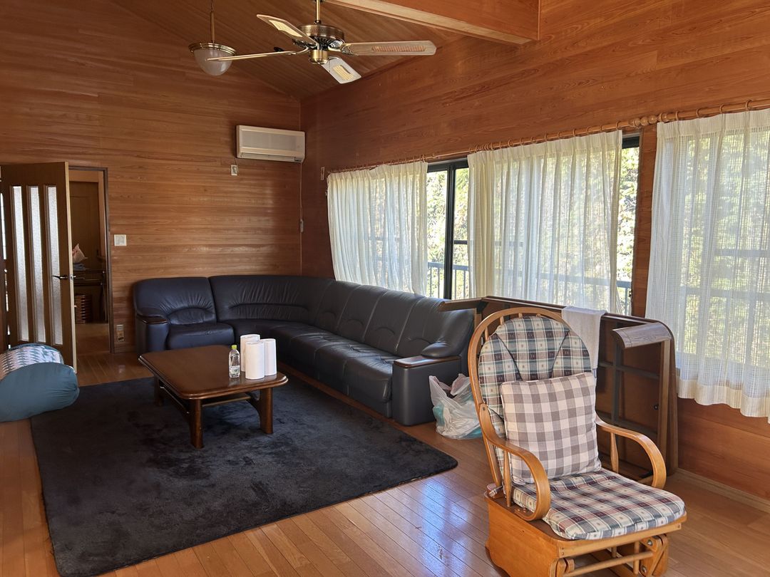 Spacious 4LDK Mountain Villa with Hot Spring Bath in Hita, Oita - Thumbnail 4