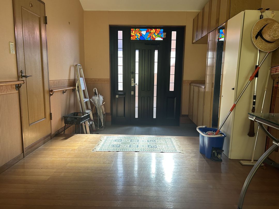 Spacious 4LDK Mountain Villa with Hot Spring Bath in Hita, Oita - Thumbnail 3