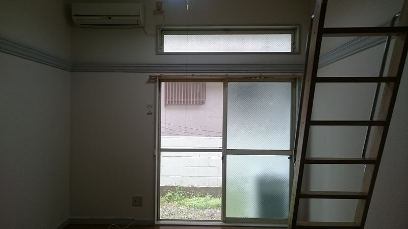 1K Apartment for Rent in Hakata, Fukuoka - 20,000 Yen - Thumbnail 3