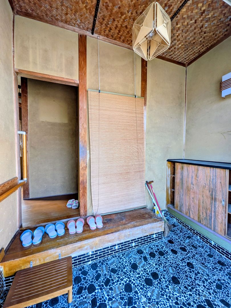 7DK House for Sale in Kama City, Fukuoka - 1.8 Million Yen - Thumbnail 3