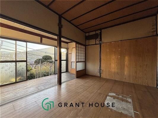 1951 4DK House with Garden in Kitakyushu Yahatahigashi for 1.5M Yen - Thumbnail 3