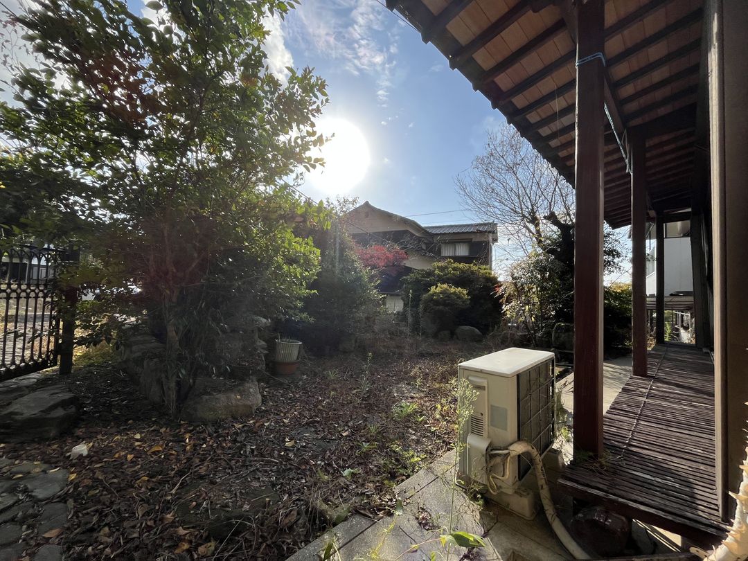 108.9 Tsubo Land with 6LDK House for Sale in Omuta, Fukuoka - Thumbnail 3