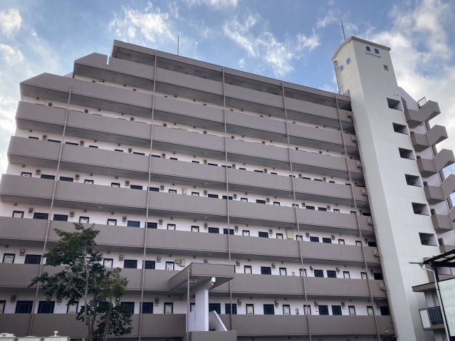 Kurume 1R Apartment with Free Rent Near Minami-Kurume Station - Image 1