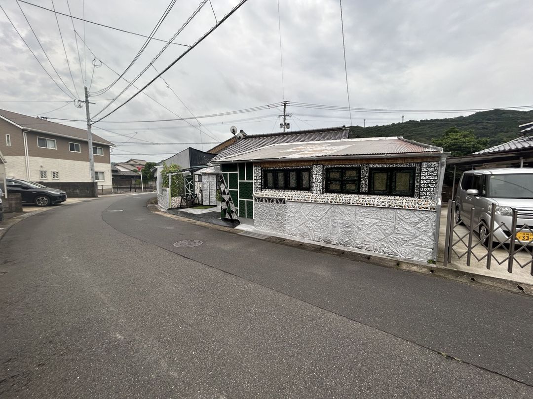 Karatsu City 3K House for Sale with Tenant and 20% Yield - Thumbnail 2